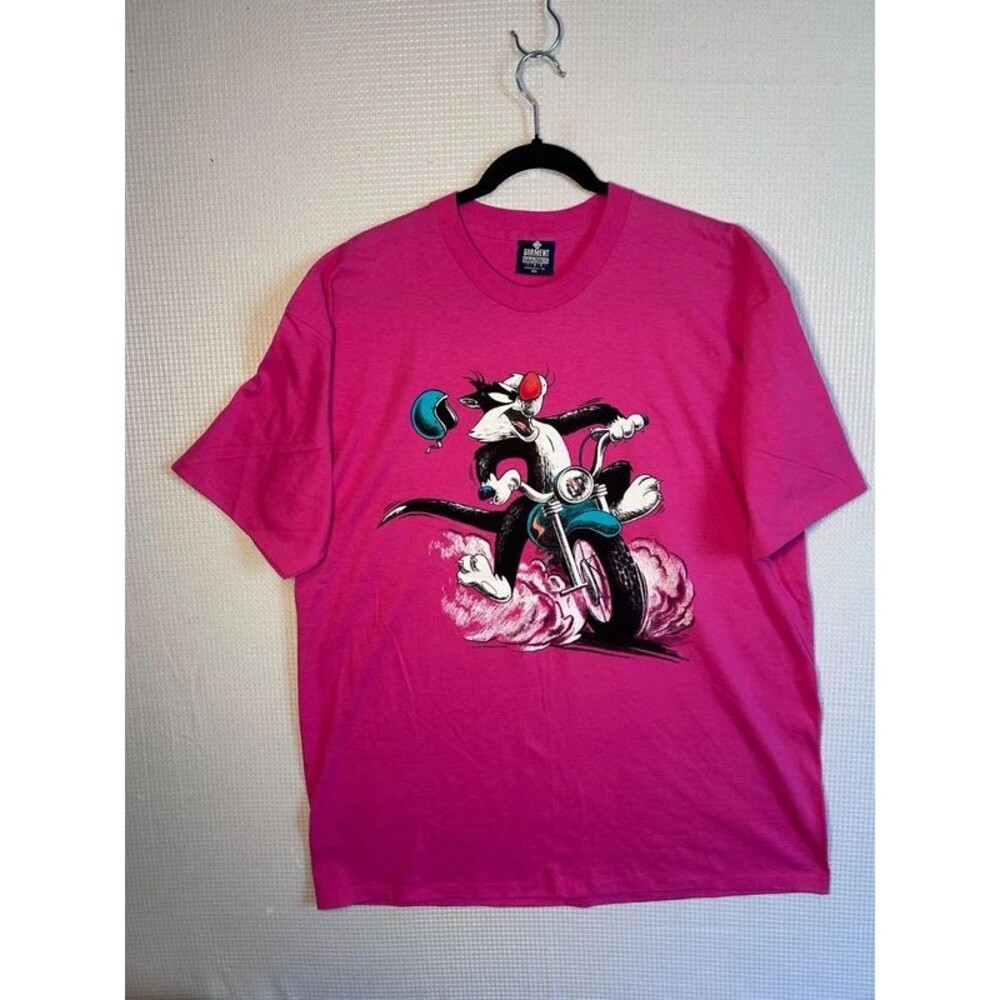 --Vintage-- Looney Tunes T-Shirt Adult XL Pink Sylvester on a Motorcycle